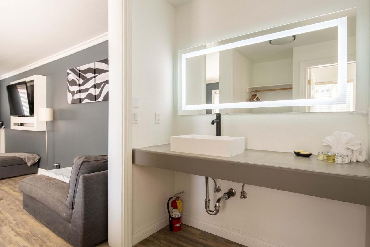 Big Bear Spa Suites Lac Big Bear Extérieur photo