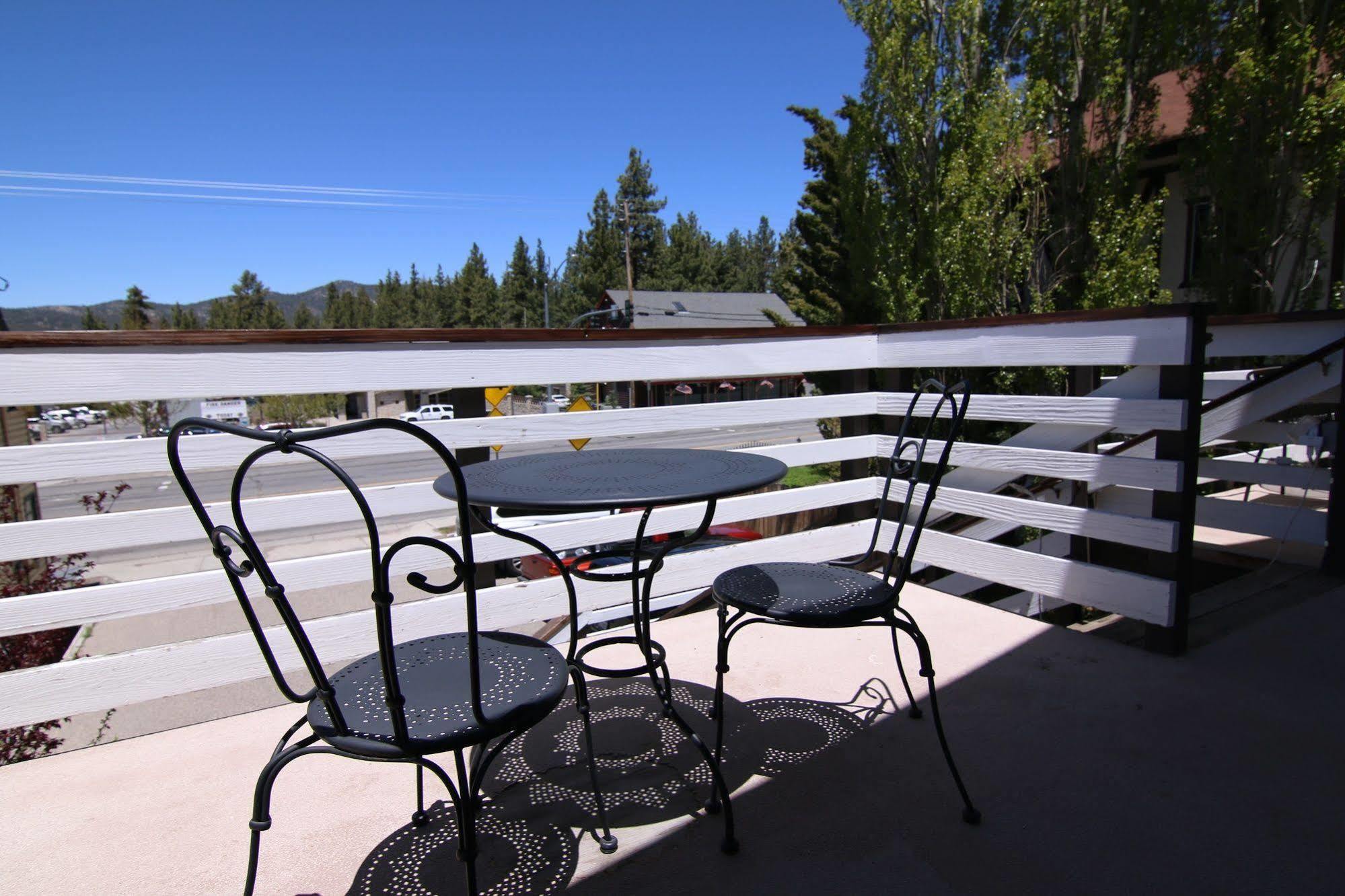 Big Bear Spa Suites Lac Big Bear Extérieur photo